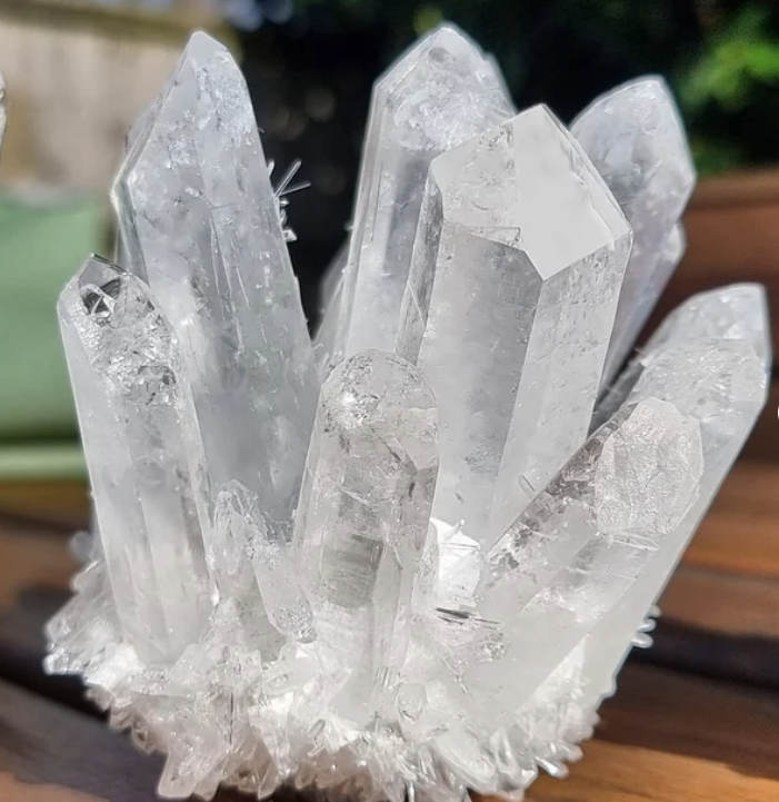 Crystal clusters and Specimens